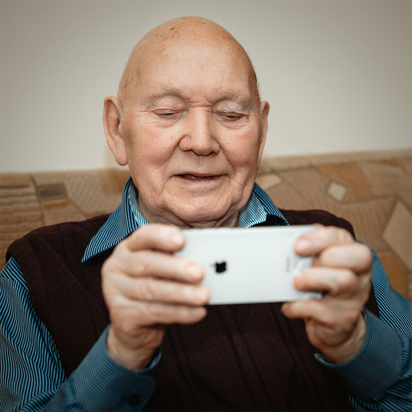 Resident on mobile phone during respite care