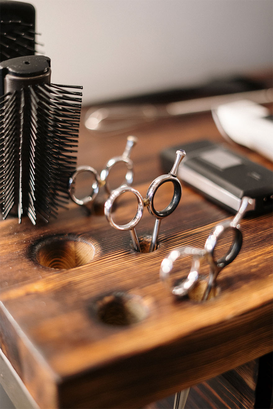 Hairdressing equipment